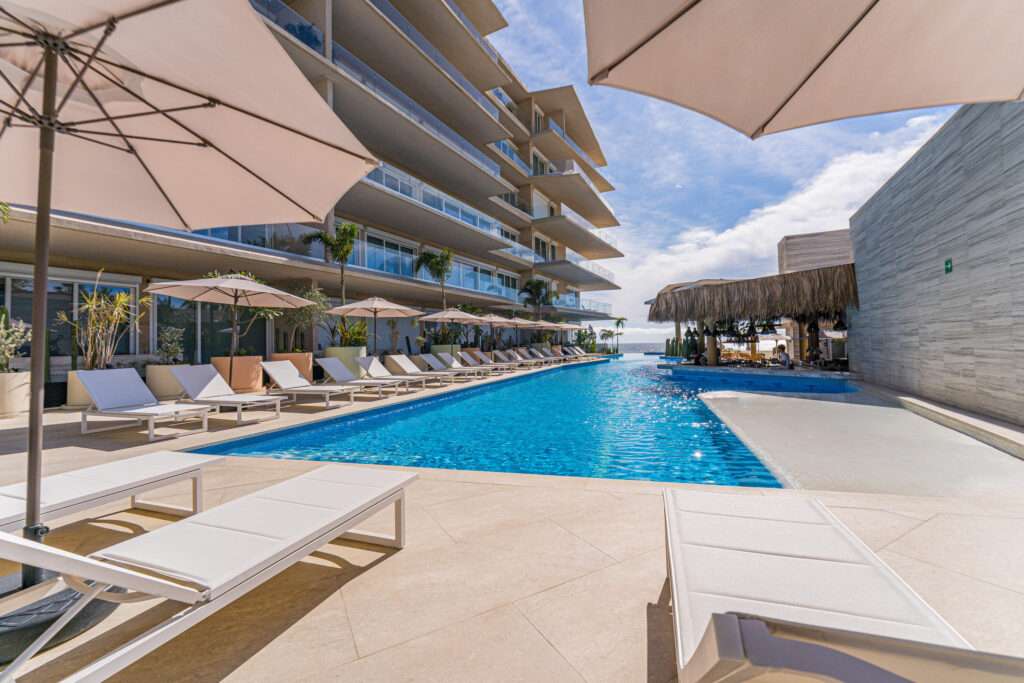 San Jose del Cabo North Enclaves Ritz Carlton Experience luxury living in this spectacular 5,506 sq ft (511 m²) residence in the exclusive Zadún Reserve at Puerto Los Cabos. Although on the first floor, it boasts panoramic – 102 Bahia de las Palmas, San Jose del Cabo, BS